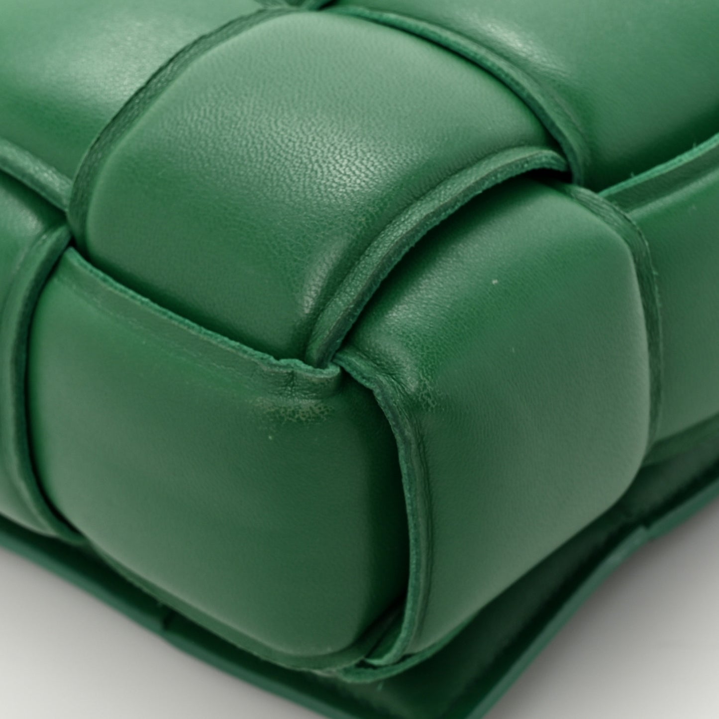 Lambskin Maxi Intreccio Padded Chain Cassette Crossbody Bag Racing Green