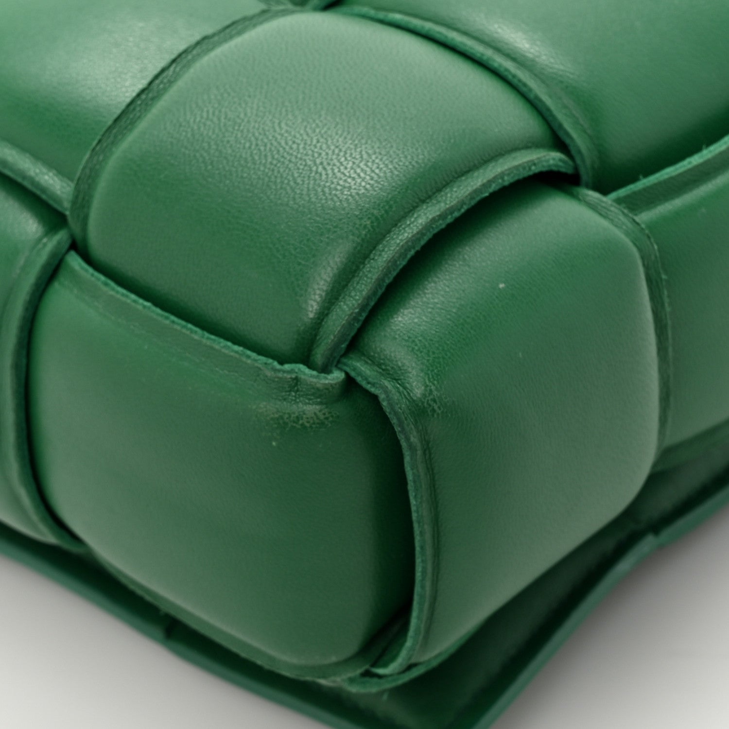 Bottega Veneta Lambskin Maxi Intreccio Padded Chain Cassette Crossbody Bag Racing Green 14 of 15