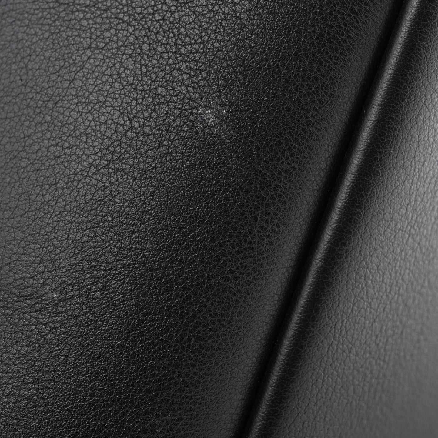 Grained Calfskin Small Le 5 A 7 Soft Hobo Black