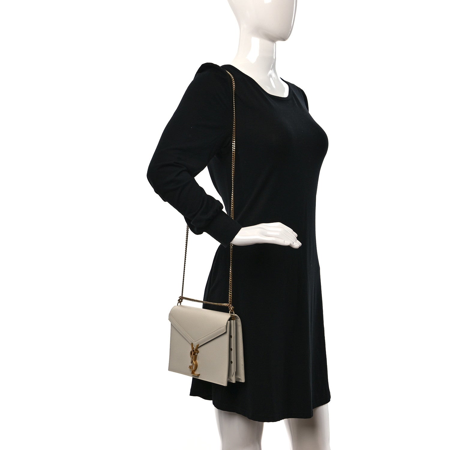 Saint Laurent Grain De Poudre Monogram Cassandra Clasp Bag Crema Soft 2 of 11