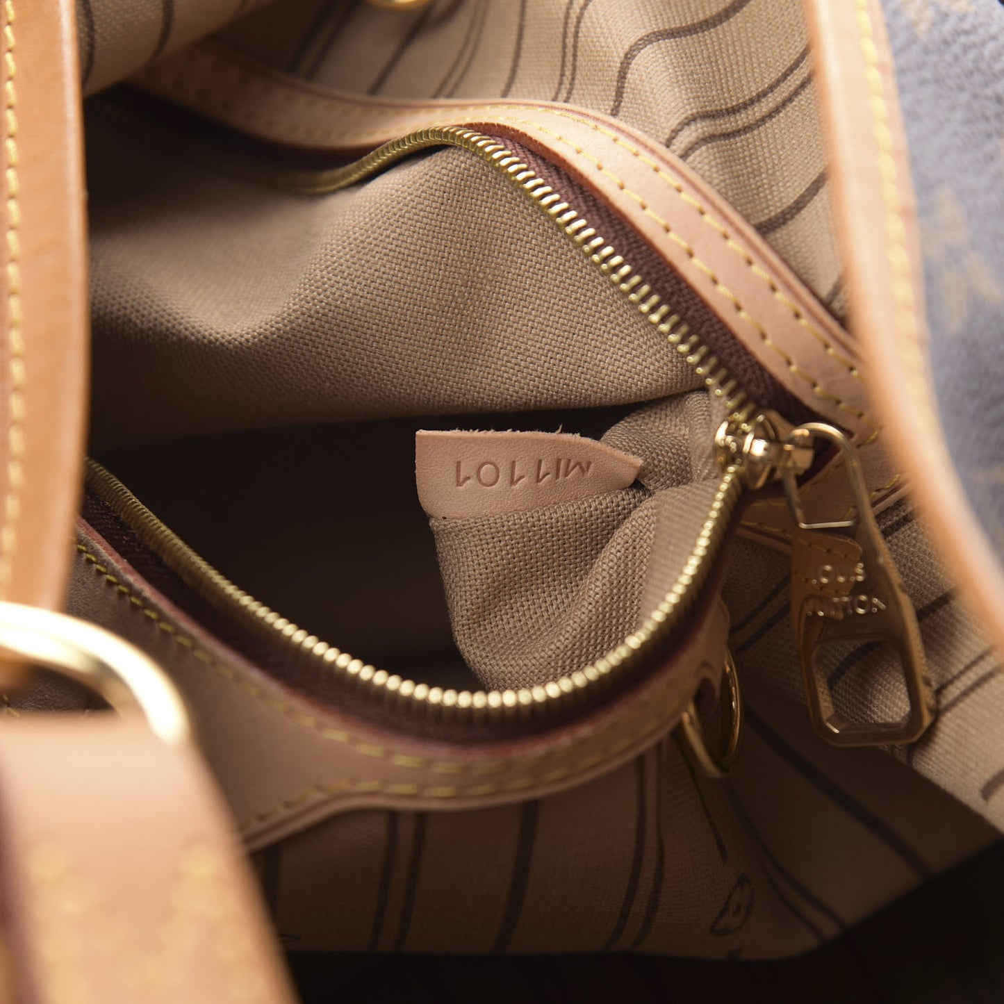 Monogram Delightful MM