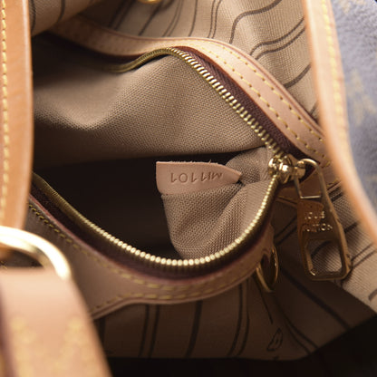 Louis Vuitton Monogram Delightful MM 8 of 15