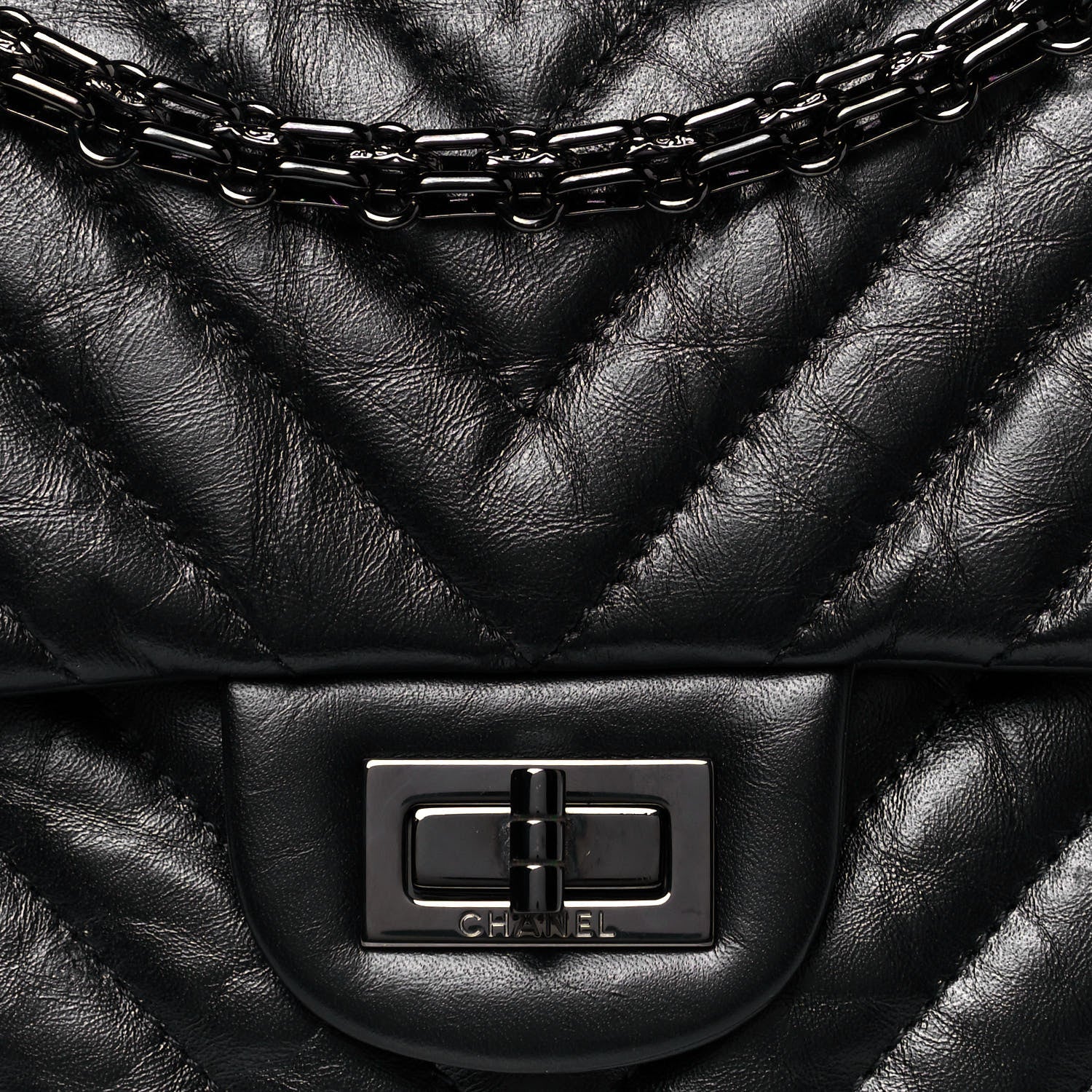 Chanel Aged Calfskin Chevron Quilted 2.55 Reissue 225 Flap So Black 8 of 14