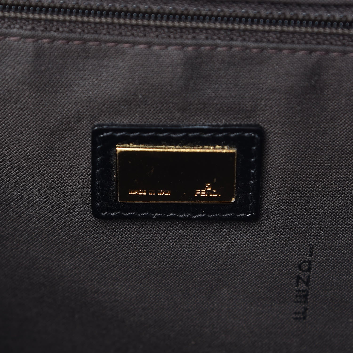 Fendi Vitello Naplak Large Convertible Baguette Black 7 of 8