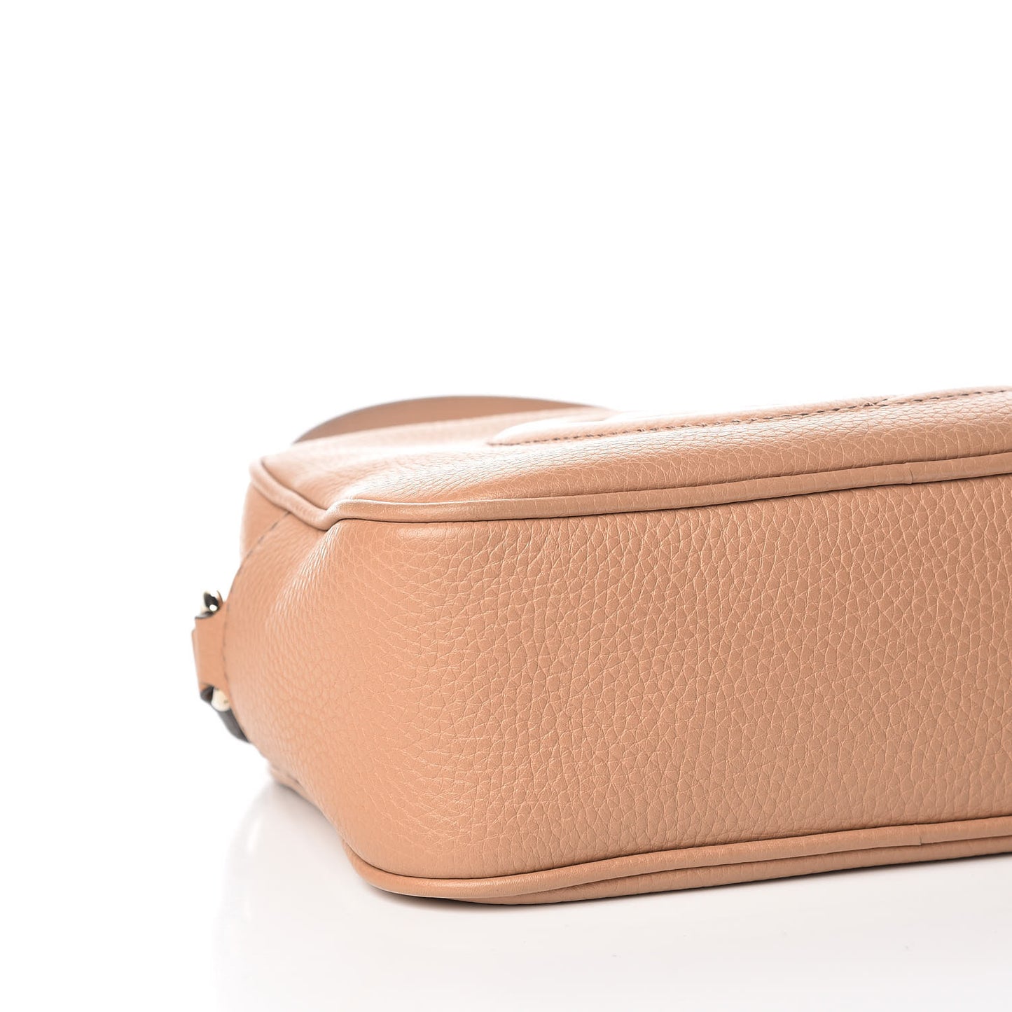 Pebbled Calfskin Small Soho Disco Bag Camelia