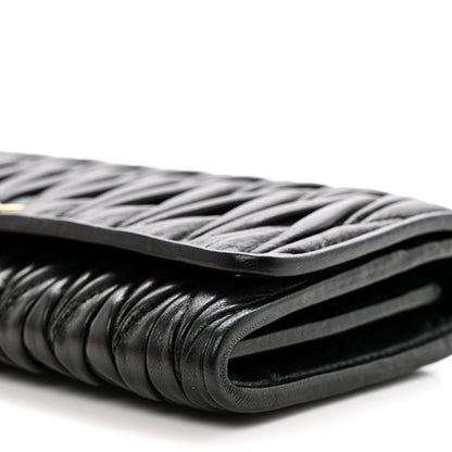 Miu Miu Nappa Matelasse Wallet On Chain Black 10 of 11
