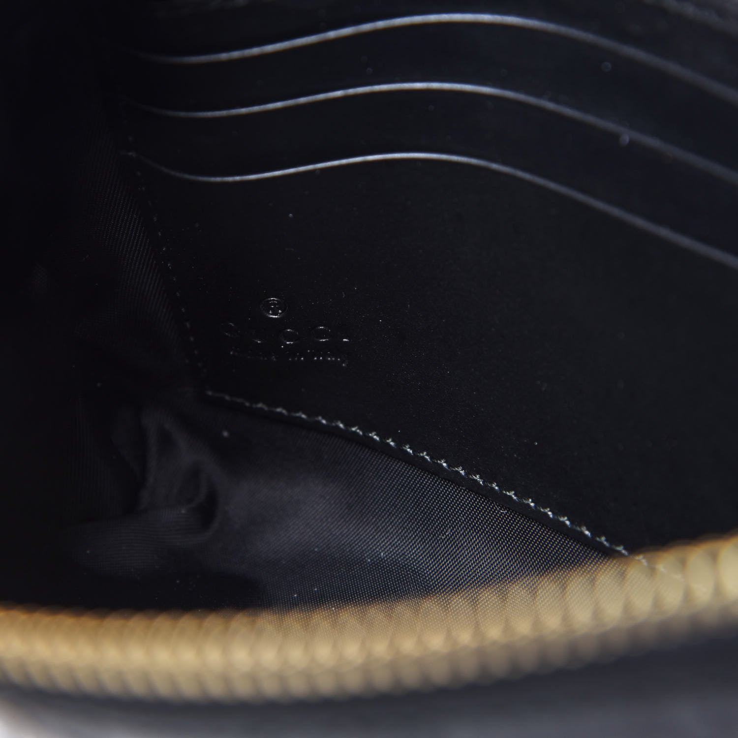 Gucci Guccissima Signature Wrist Wallet Black 8 of 8