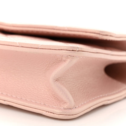 Chanel Iridescent Caviar Quilted Pearl On Top Coin Purse With Chain Light Pink 11 of 12