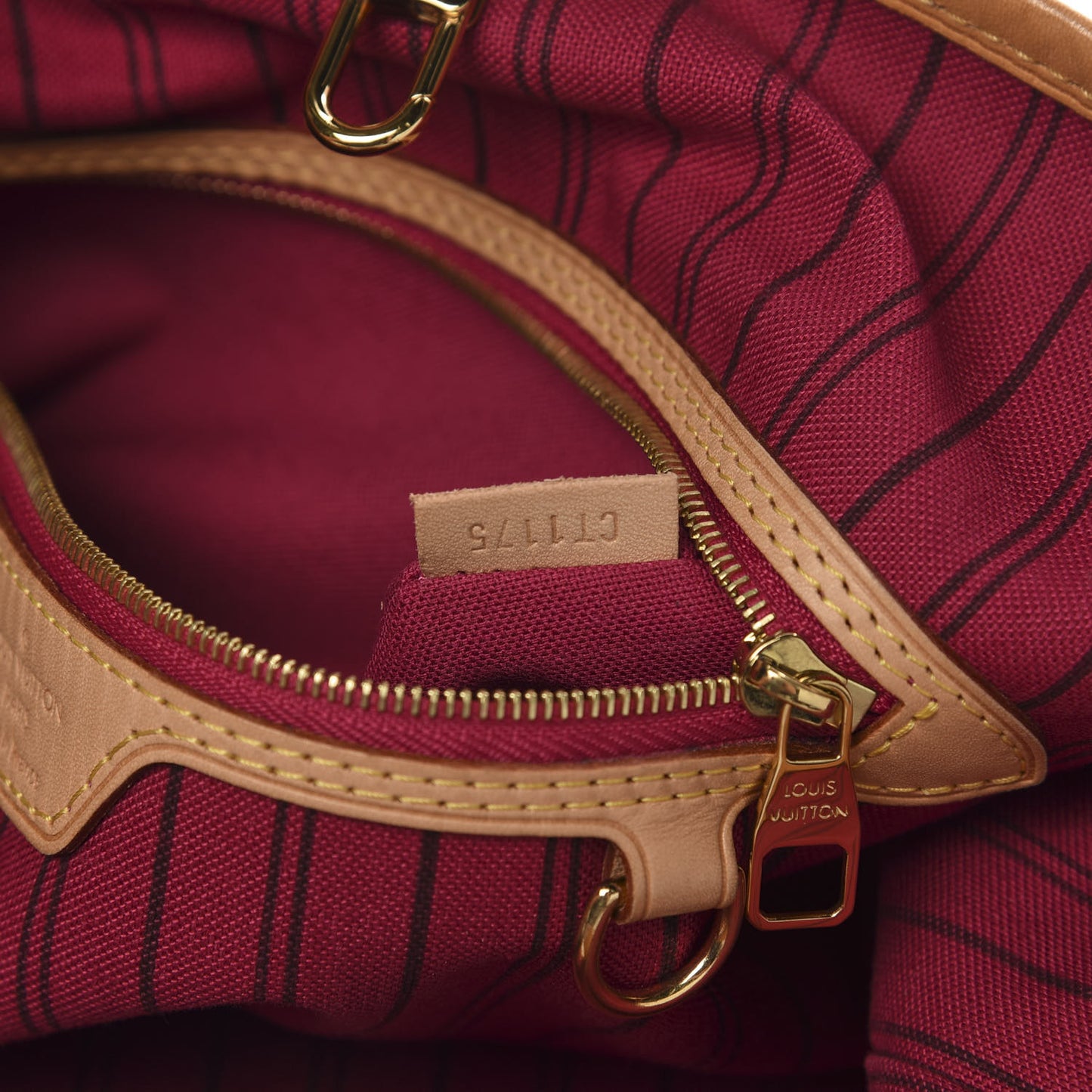 Monogram Delightful MM Pivoine