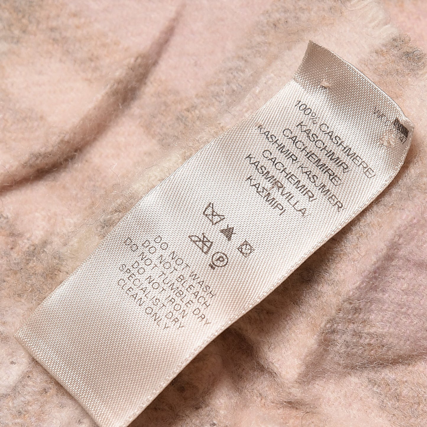 Cashmere Check Fringe Scarf Pink