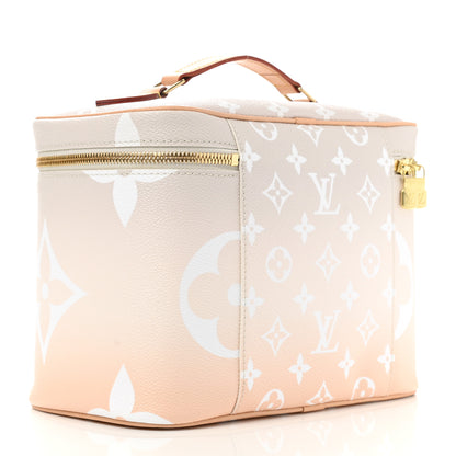 Louis Vuitton Monogram Giant By The Pool Nice BB Brume 3 of 9