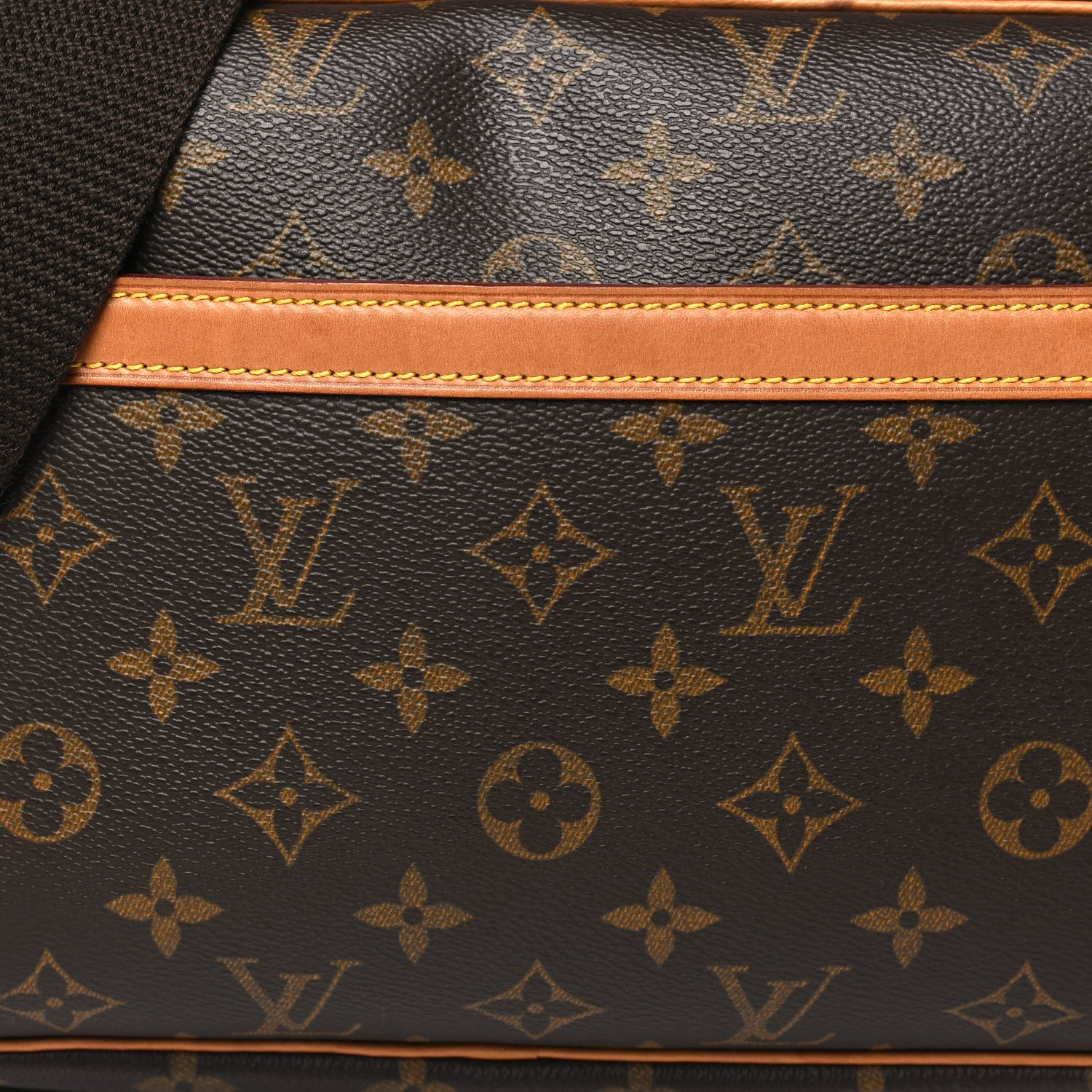 Louis Vuitton Monogram Reporter PM 8 of 10