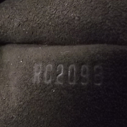 Louis Vuitton Mahina L Black 9 of 9