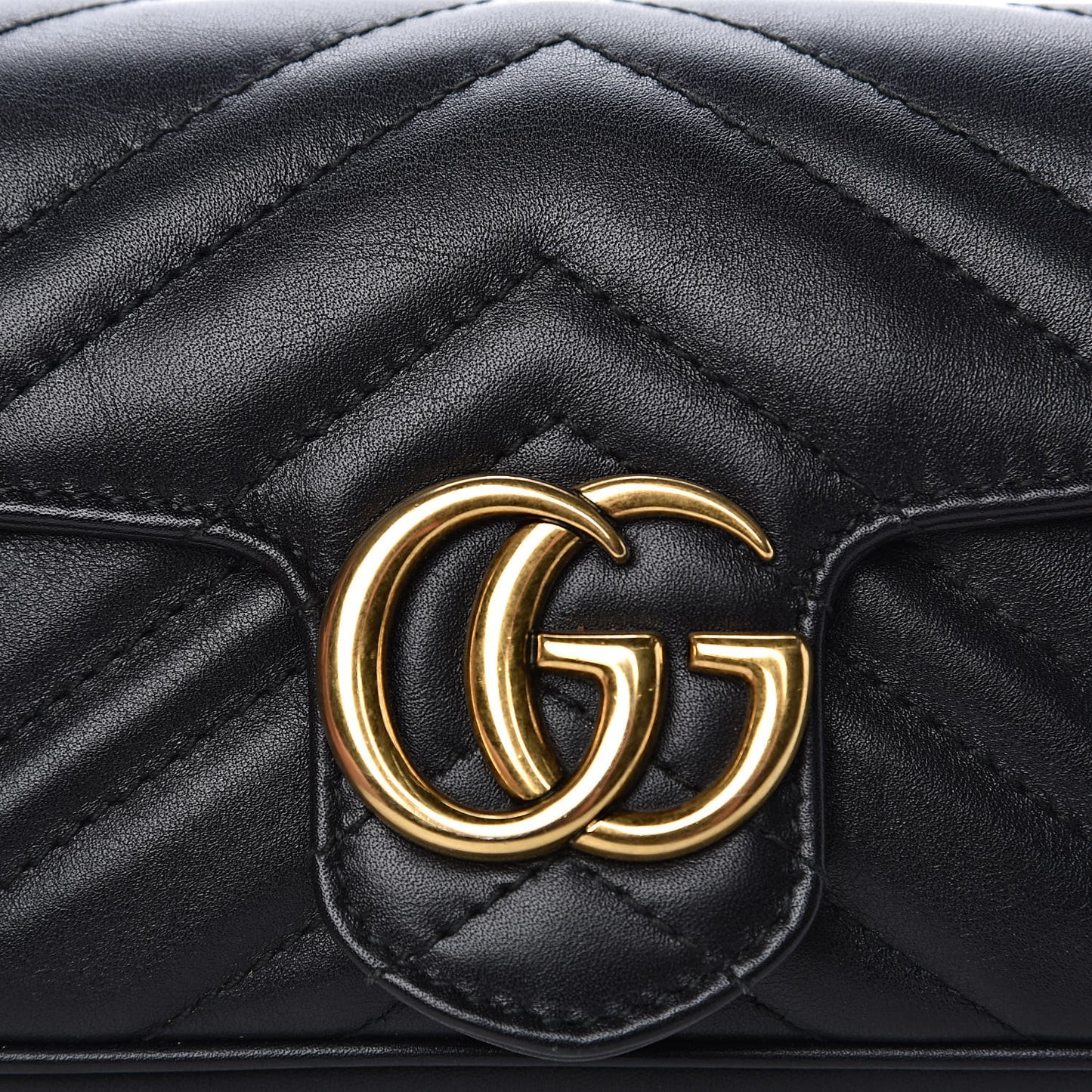 Calfskin Matelasse Super Mini GG Marmont Shoulder Bag Black