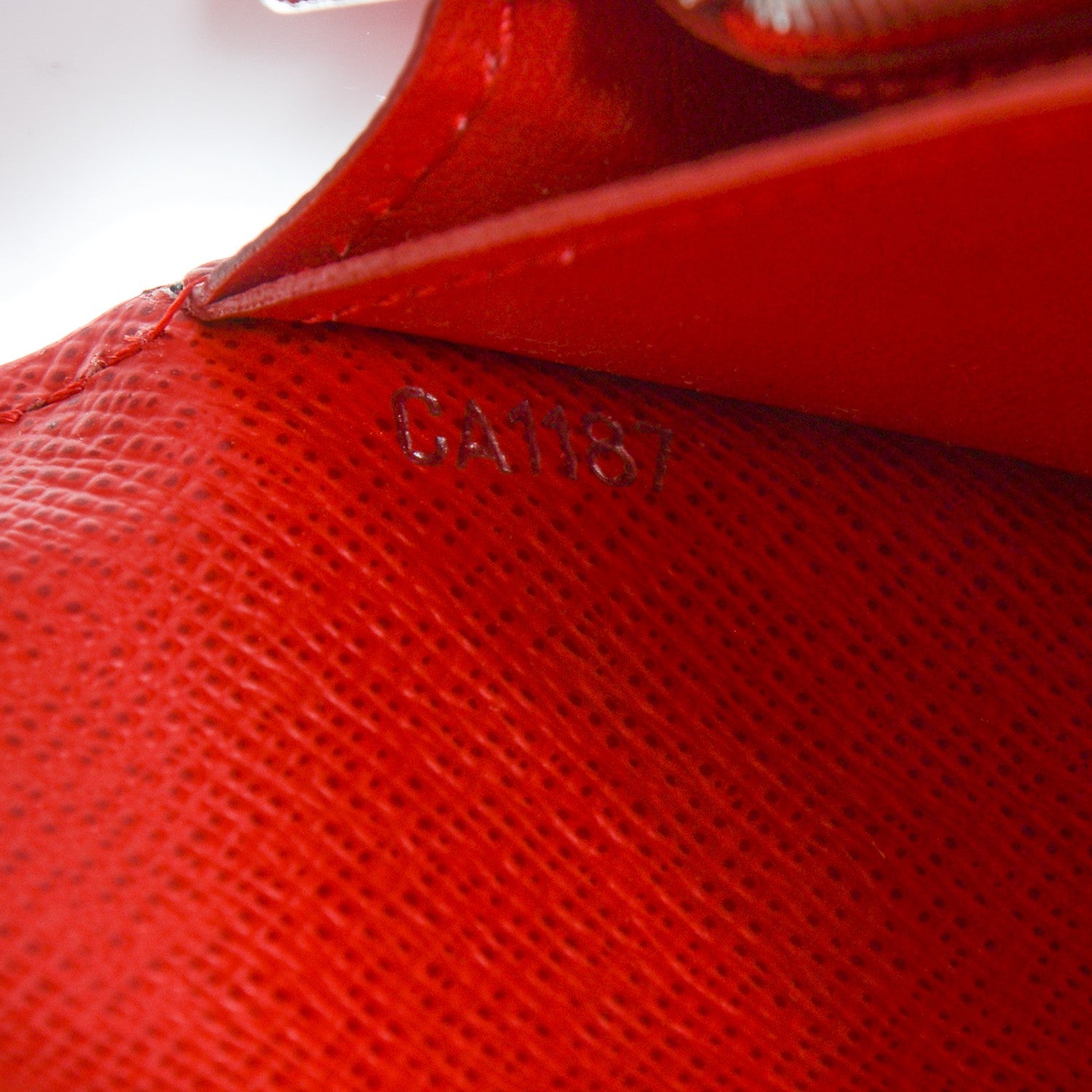 Louis Vuitton X SUPREME Epi Brazza Wallet Red 7 of 7