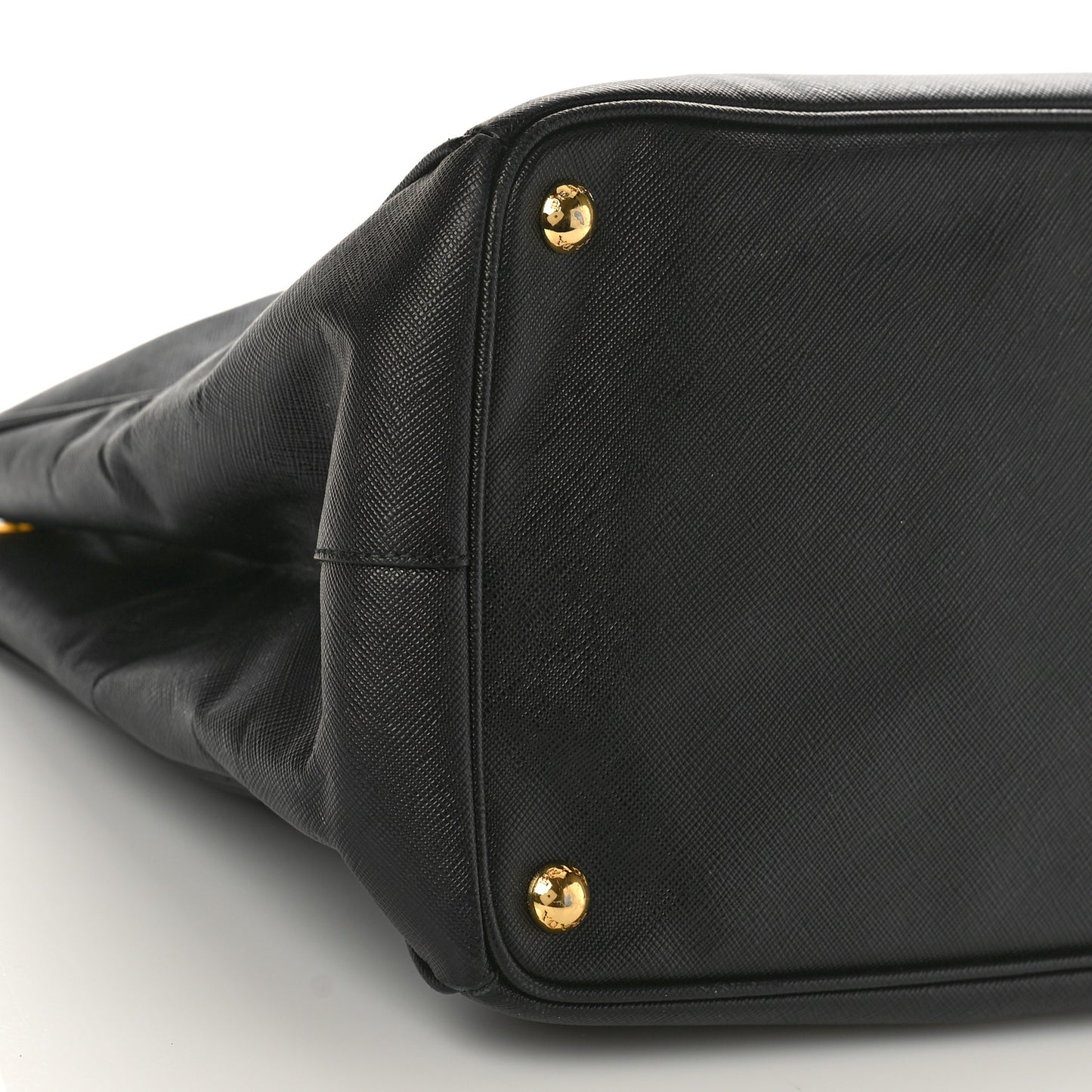 Saffiano Lux Extra Large Galleria Double Zip Tote Black