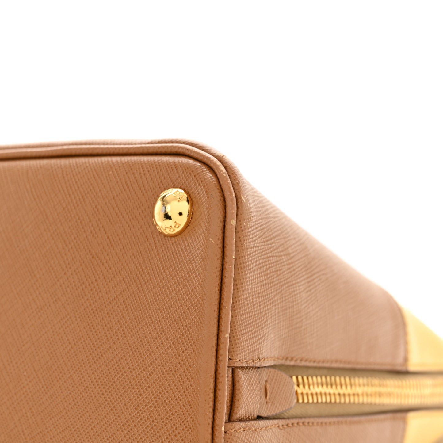 Saffiano Lux Medium Promenade Tote Caramel Ginestra