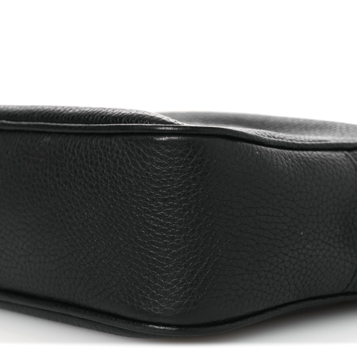 Pebbled Calfskin Small Soho Disco Bag Black