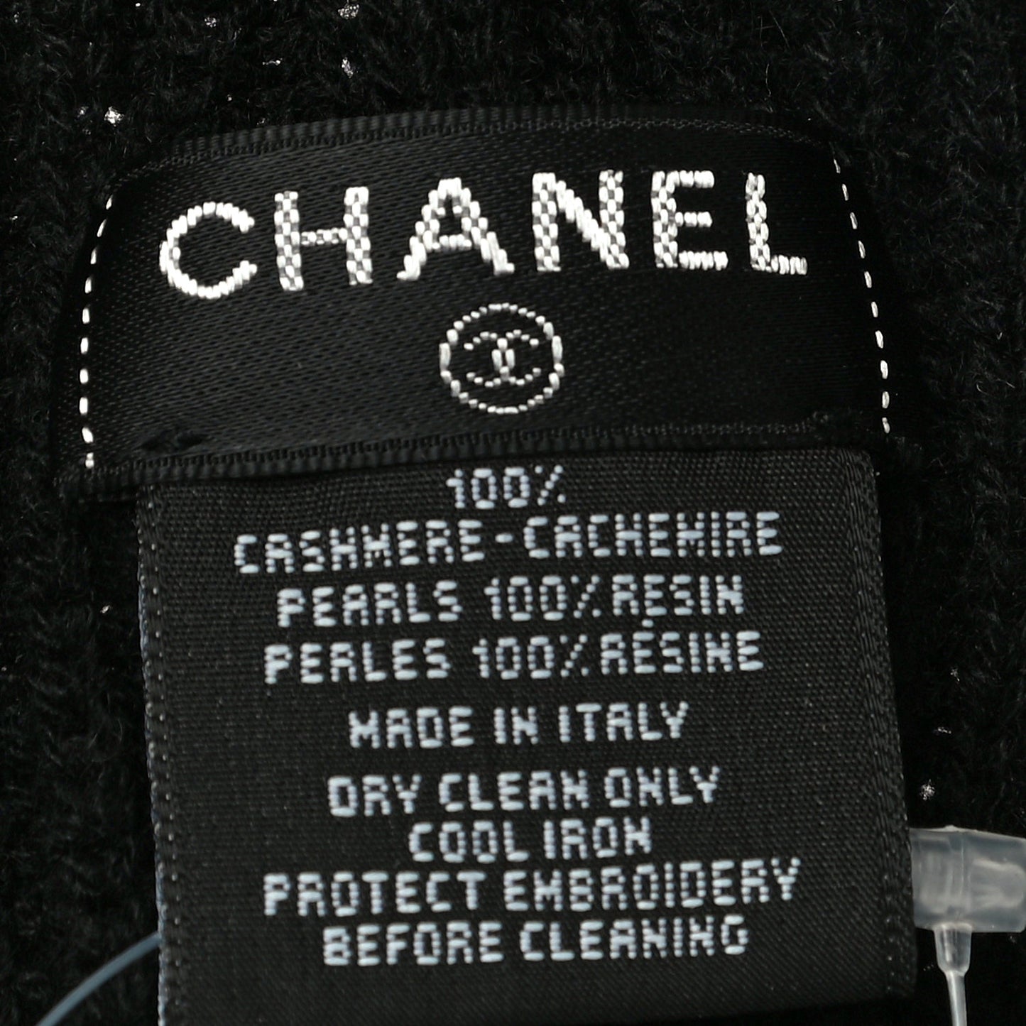 Cashmere Logo Beanie Hat Black White