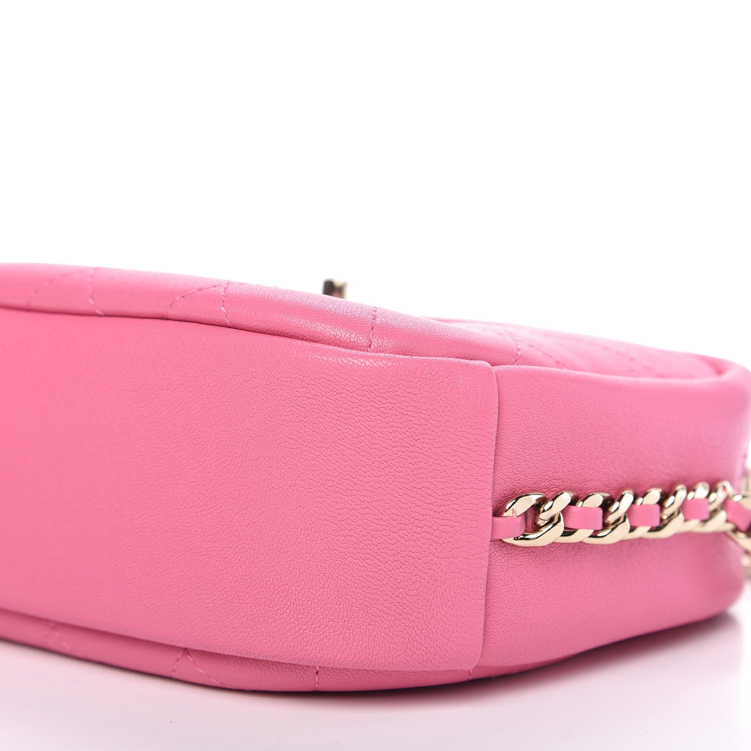 Chanel Goatskin Quilted Medium Casual Trip Camera Case Pink 7 of 9
