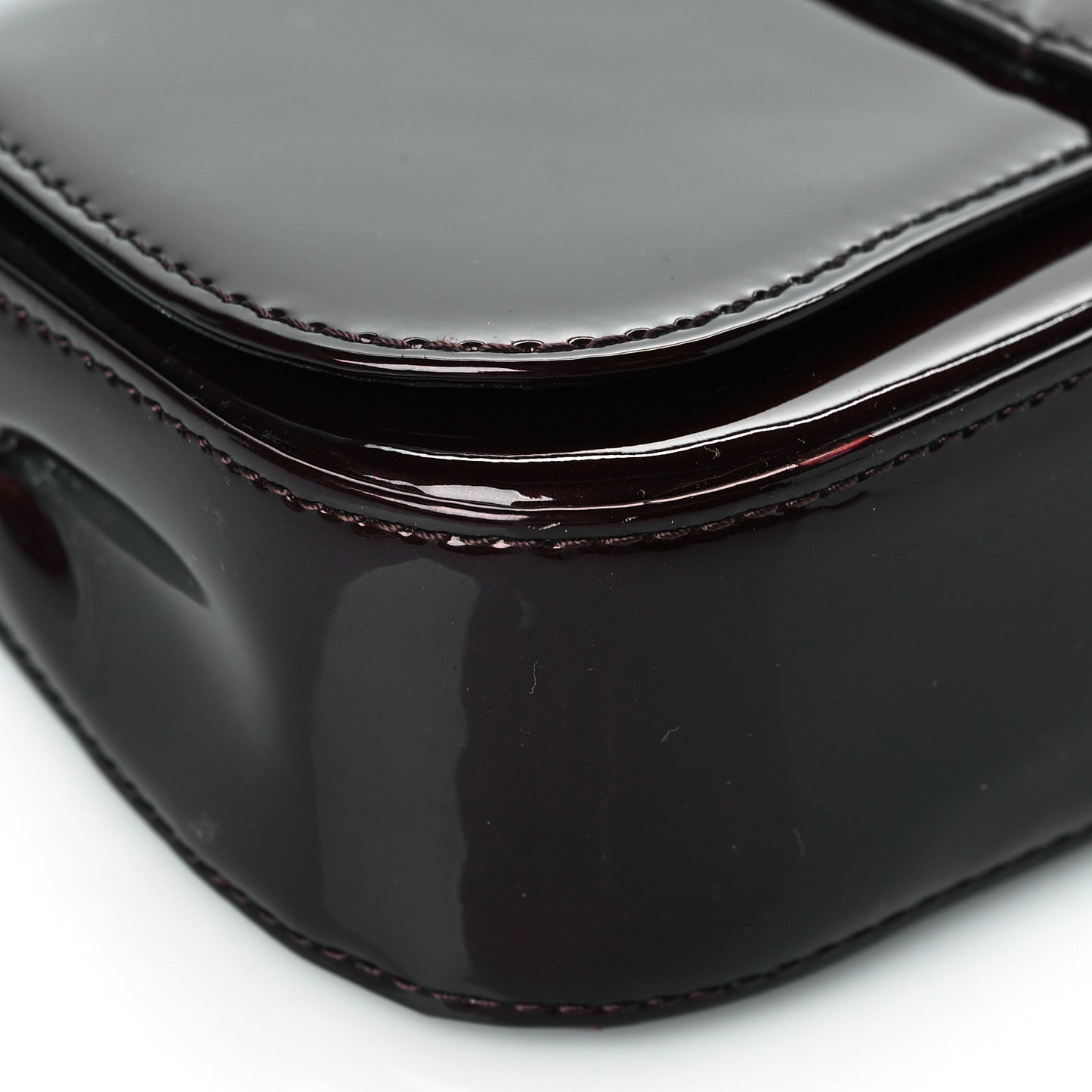 Patent Sobe Clutch Amarante