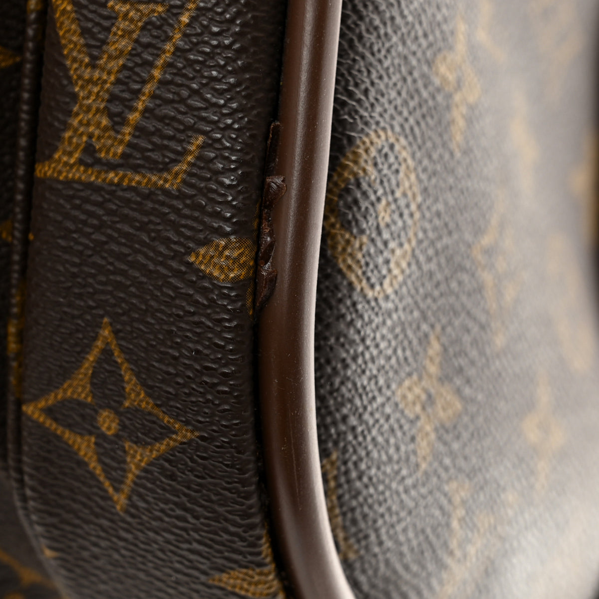 Monogram Satellite 60