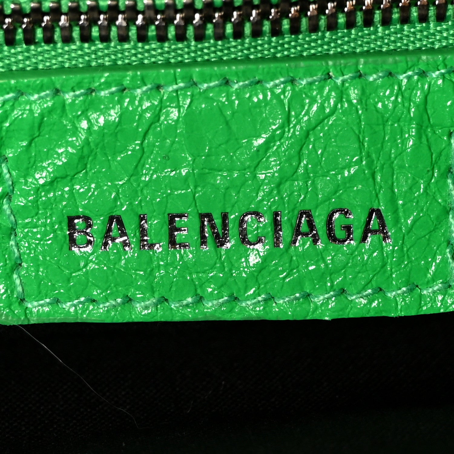 Balenciaga Agneau Arena Small Le Cagole Shoulder Bag Vivid Green 6 of 10