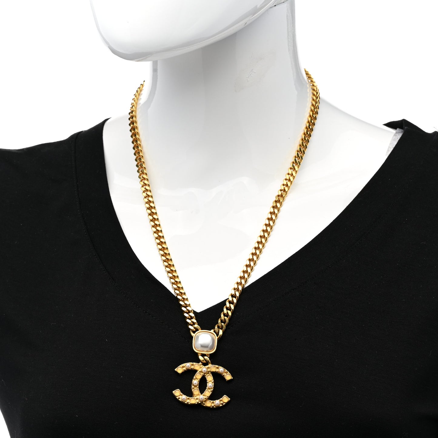 Metal Pearl CC Chain Pendant Necklace Gold