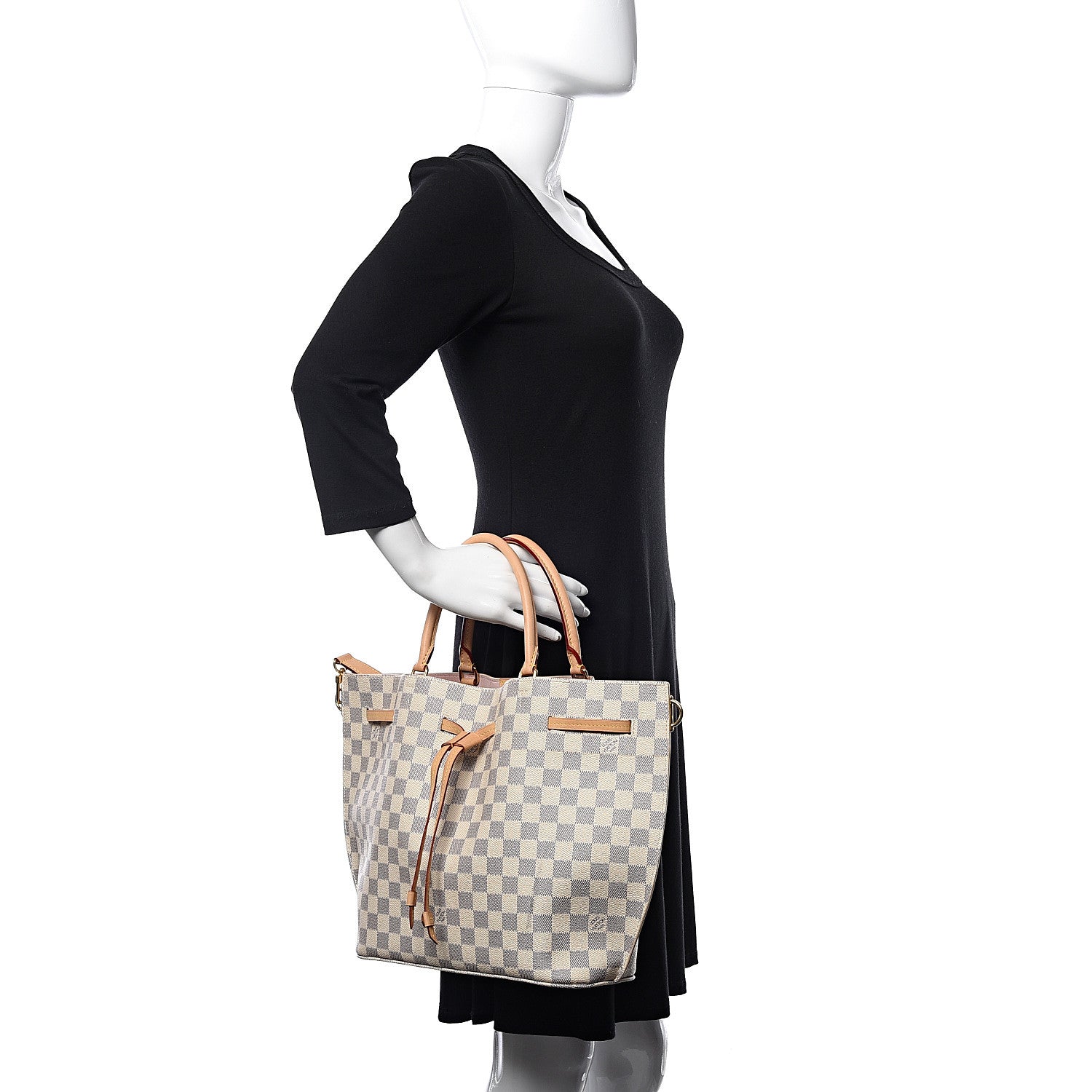 Louis Vuitton Damier Azur Girolata 3 of 16