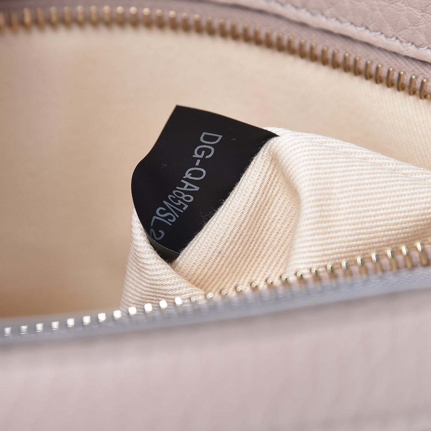 Pebbled Calfskin Rockstud Top Handle Shoulder Bag Poudre