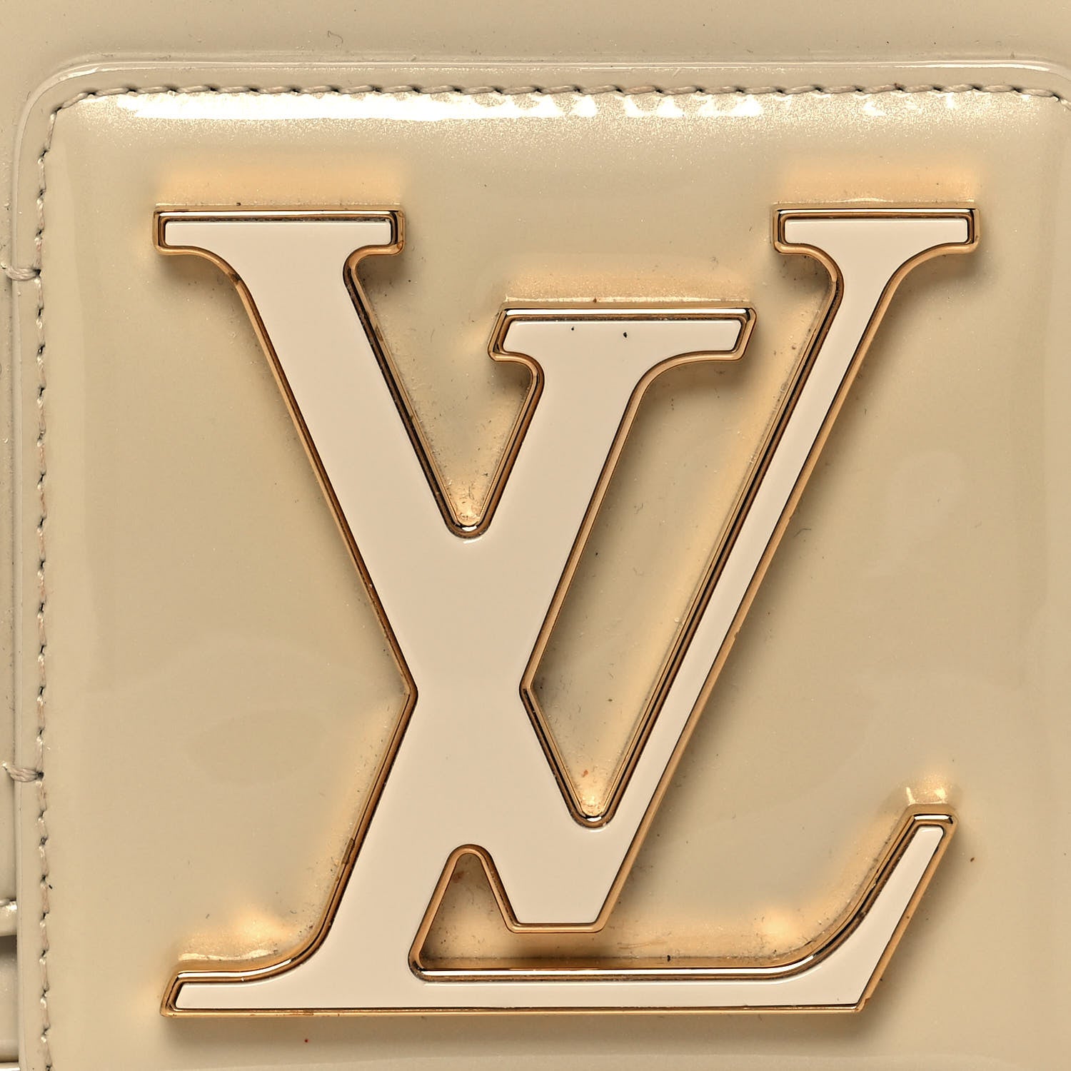 Louis Vuitton Patent Sobe Clutch Blanc Corail 7 of 12