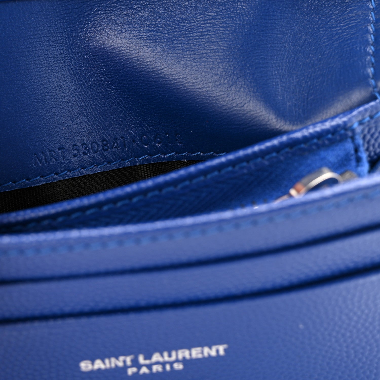 Saint Laurent Grain De Poudre Matelasse Chevron Monogram Flap Card Case Blue Gitano 7 of 11