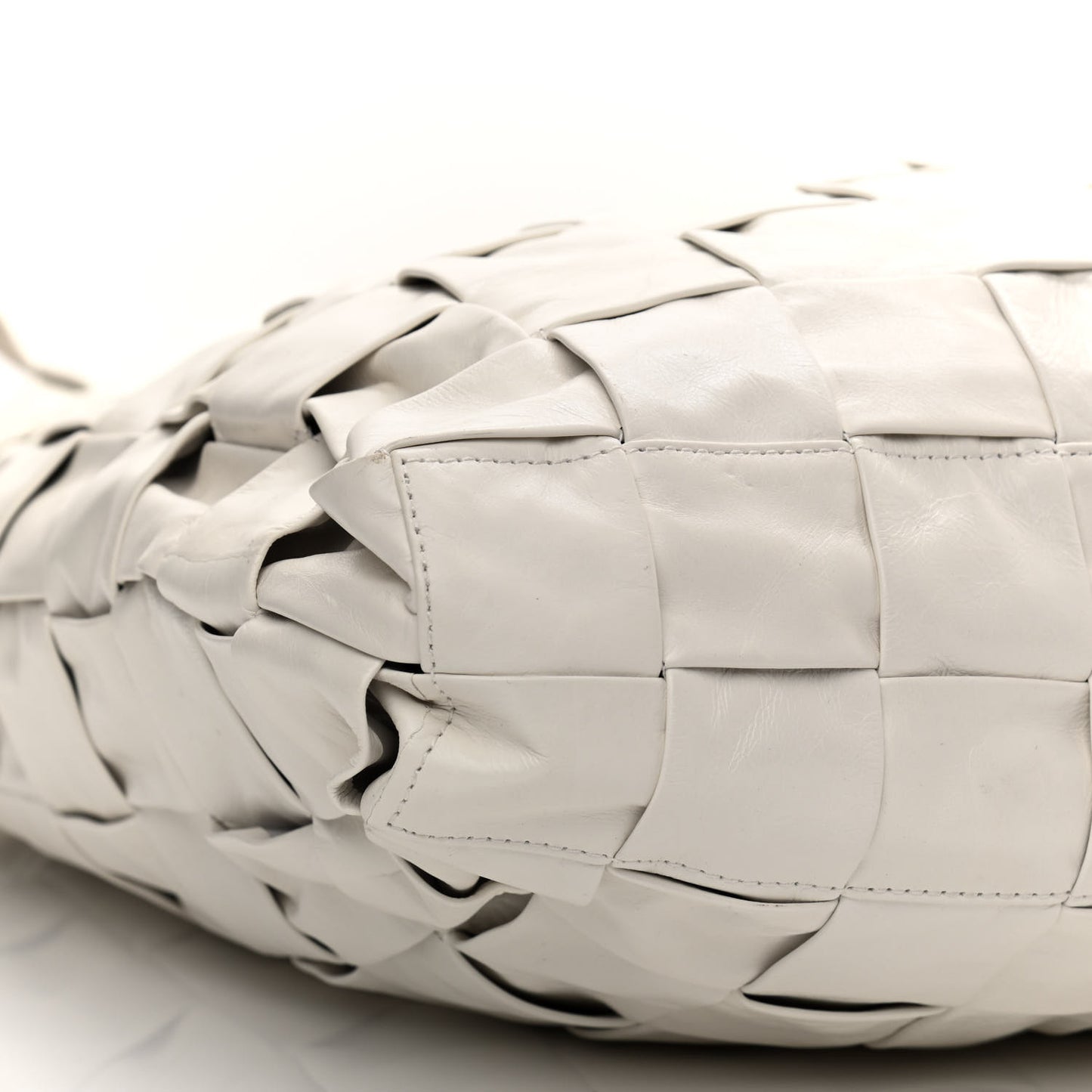 Calfskin Maxi Intrecciato Cassette Tote White
