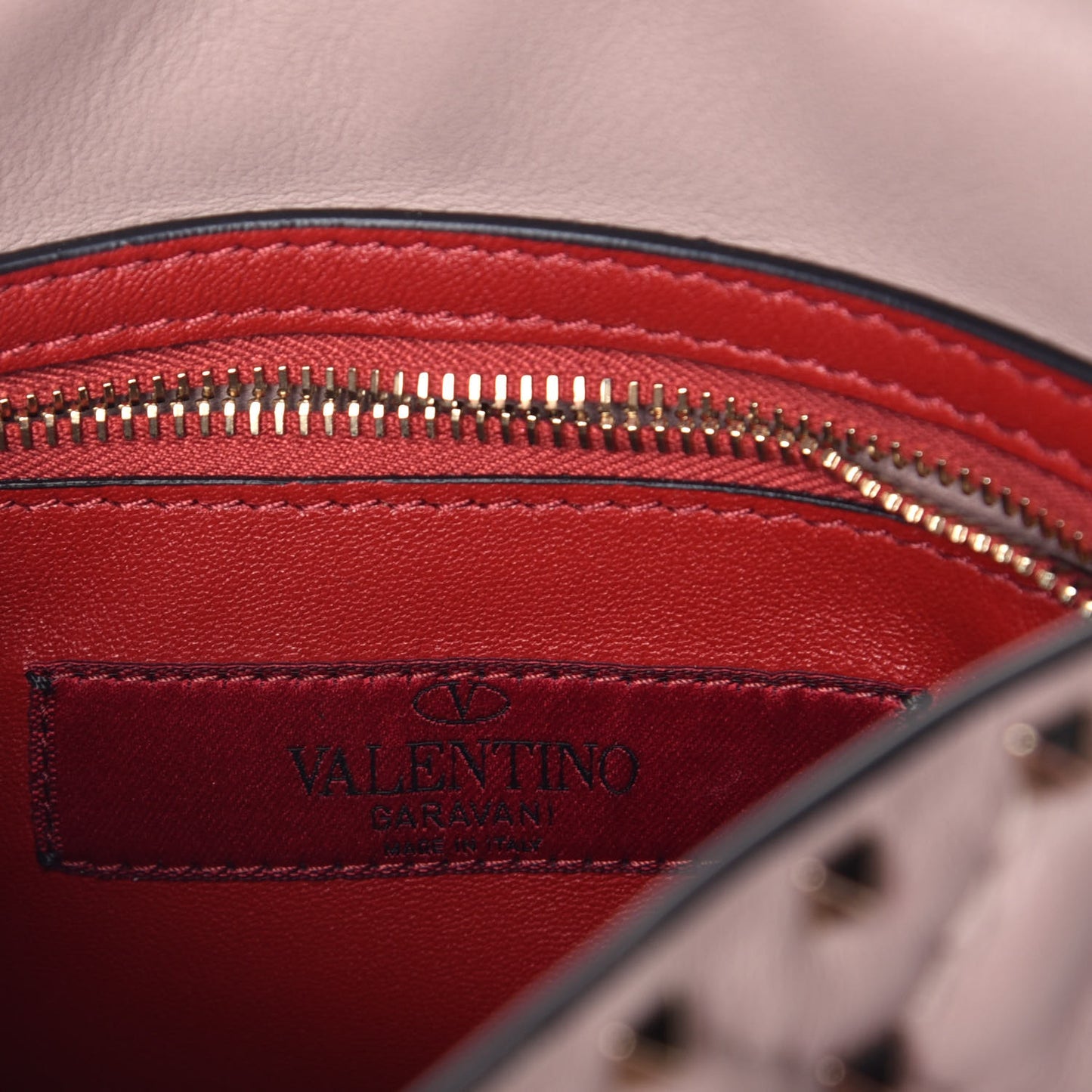 Lambskin Medium Rockstud Spike Shoulder Bag Poudre