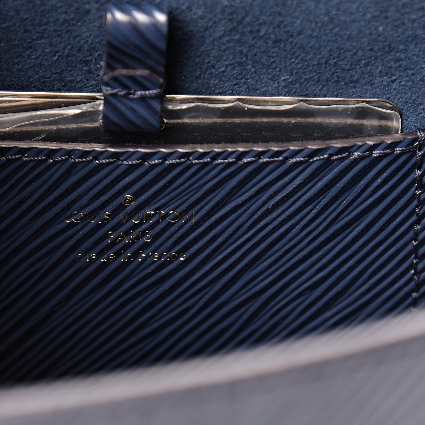 Epi Twist Shoulder Bag MM Indigo
