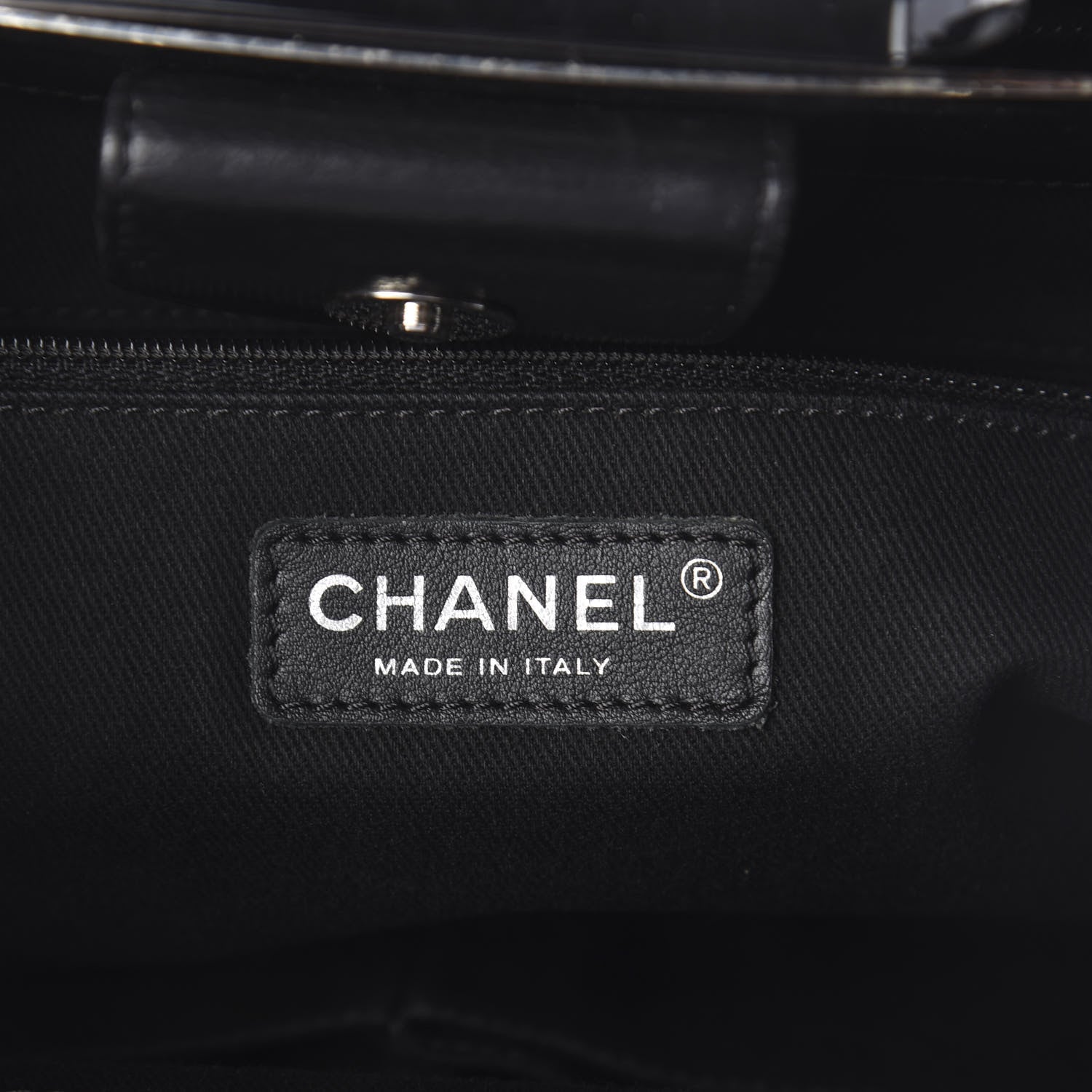 Chanel Glazed Calfskin Quilted Large CC Delivery Tote Black 6 of 10