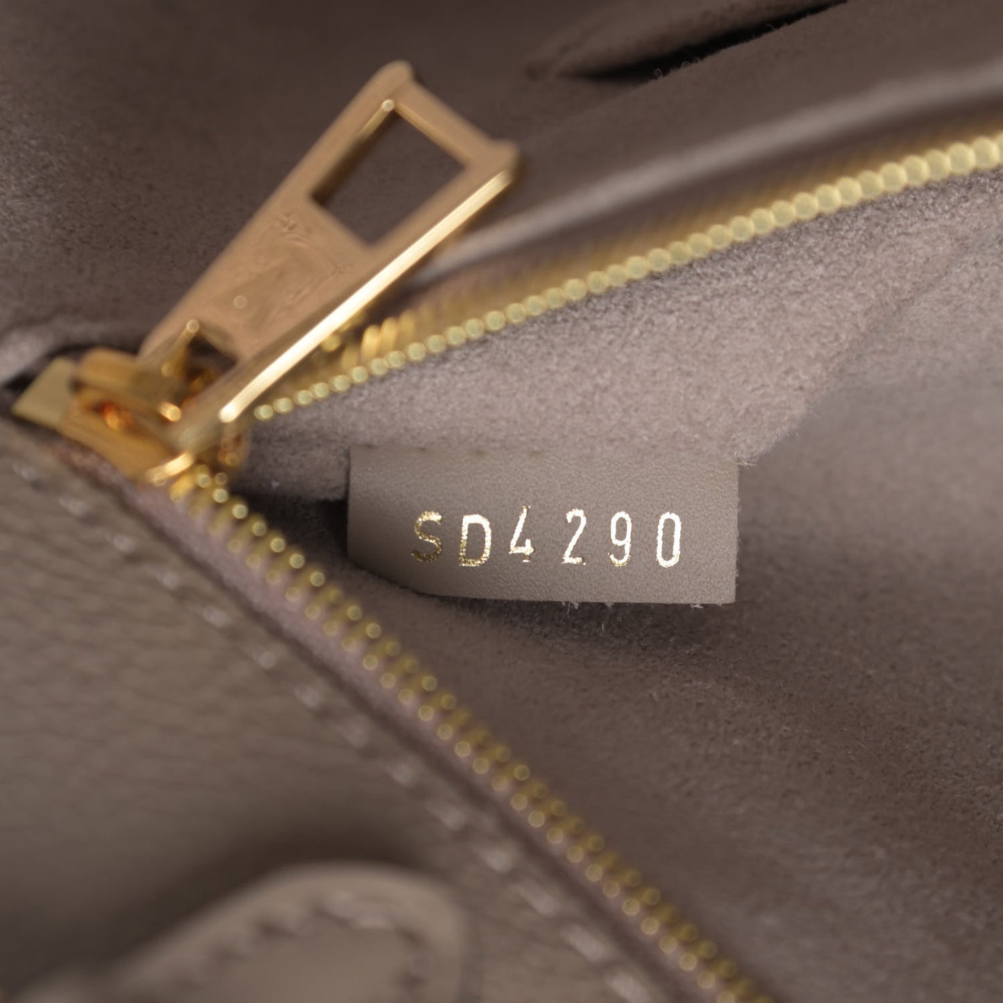 Empreinte Monogram Giant Onthego MM Tourterelle