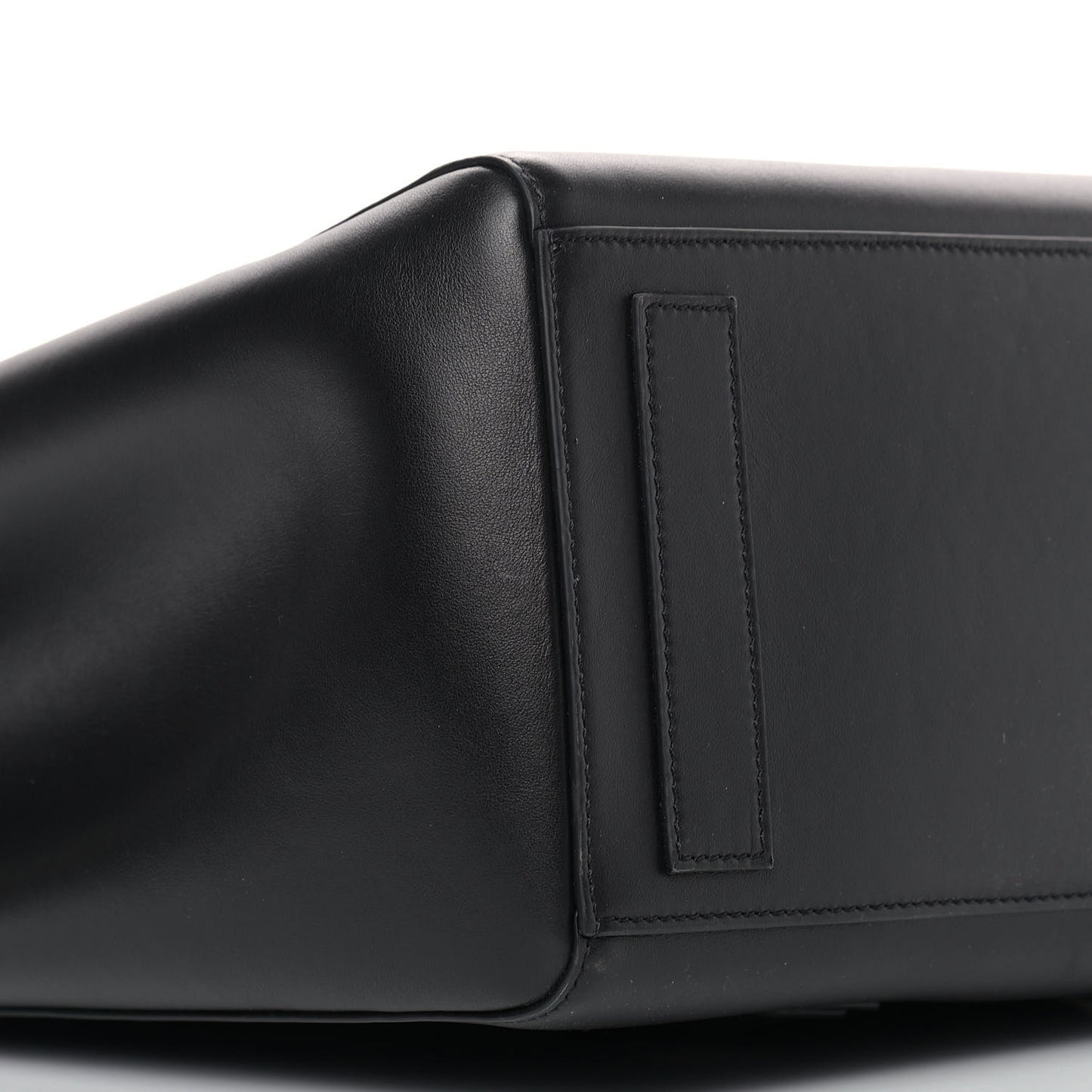 Smooth Calfskin Lock Antigona Shopper Tote Black