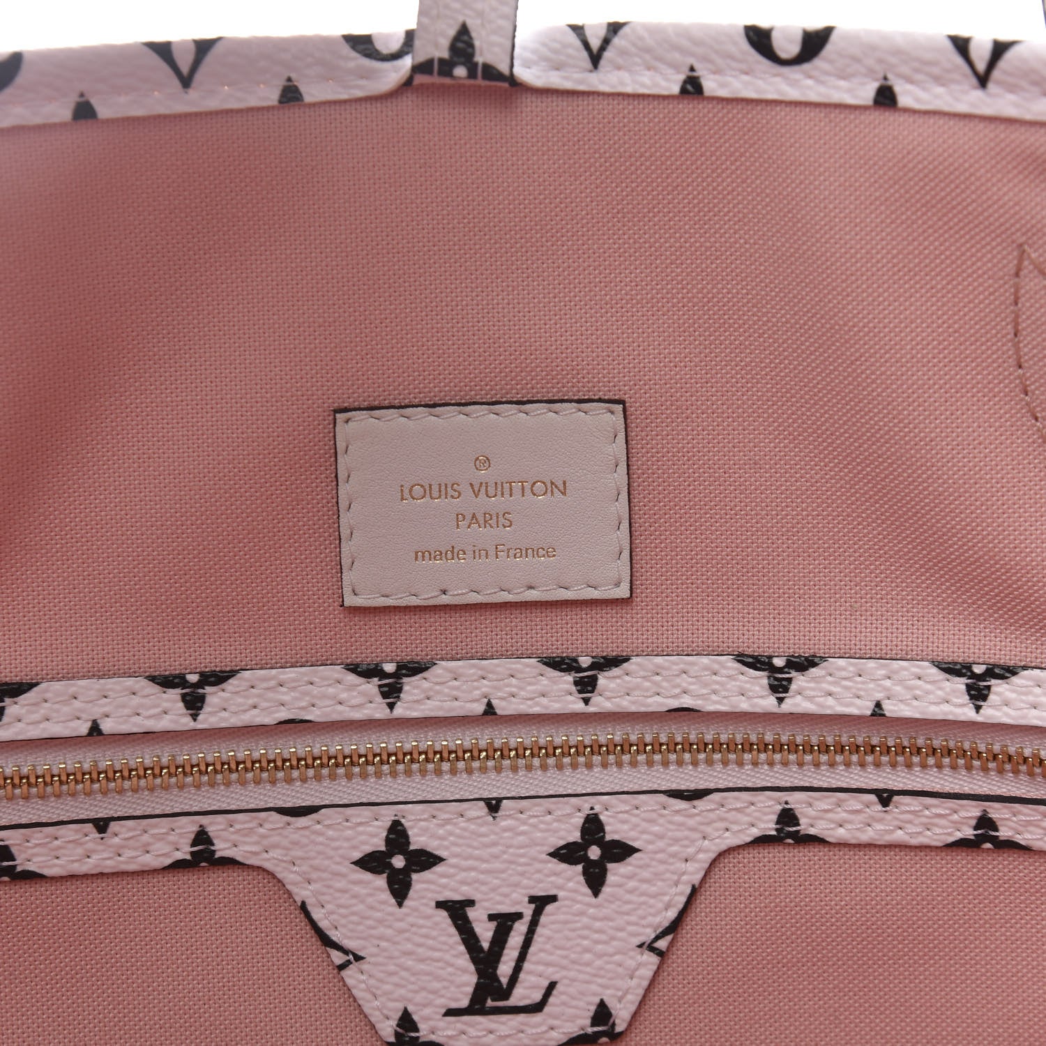 Louis Vuitton Monogram Giant Neverfull MM Rouge 8 of 11