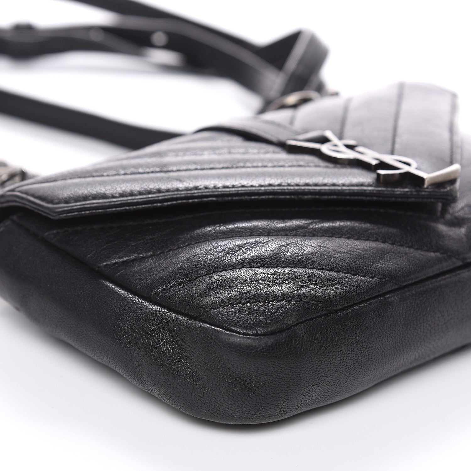 Saint Laurent Sheepskin Matelasse Chevron Monogram College Chain Wallet Black 7 of 18