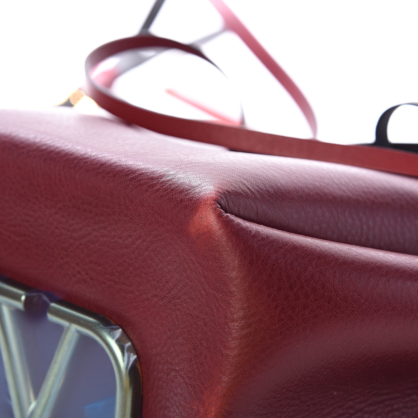 Grainy Calfskin VLogo Bucket Bag Cerise