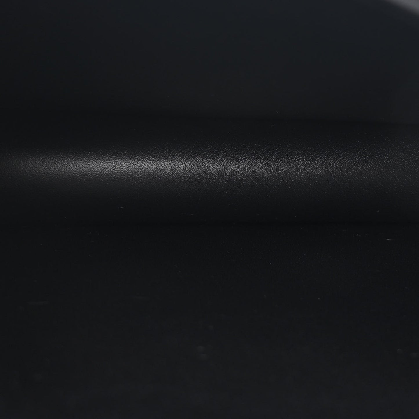 Box Calfskin Medium Classic Box Flap Black