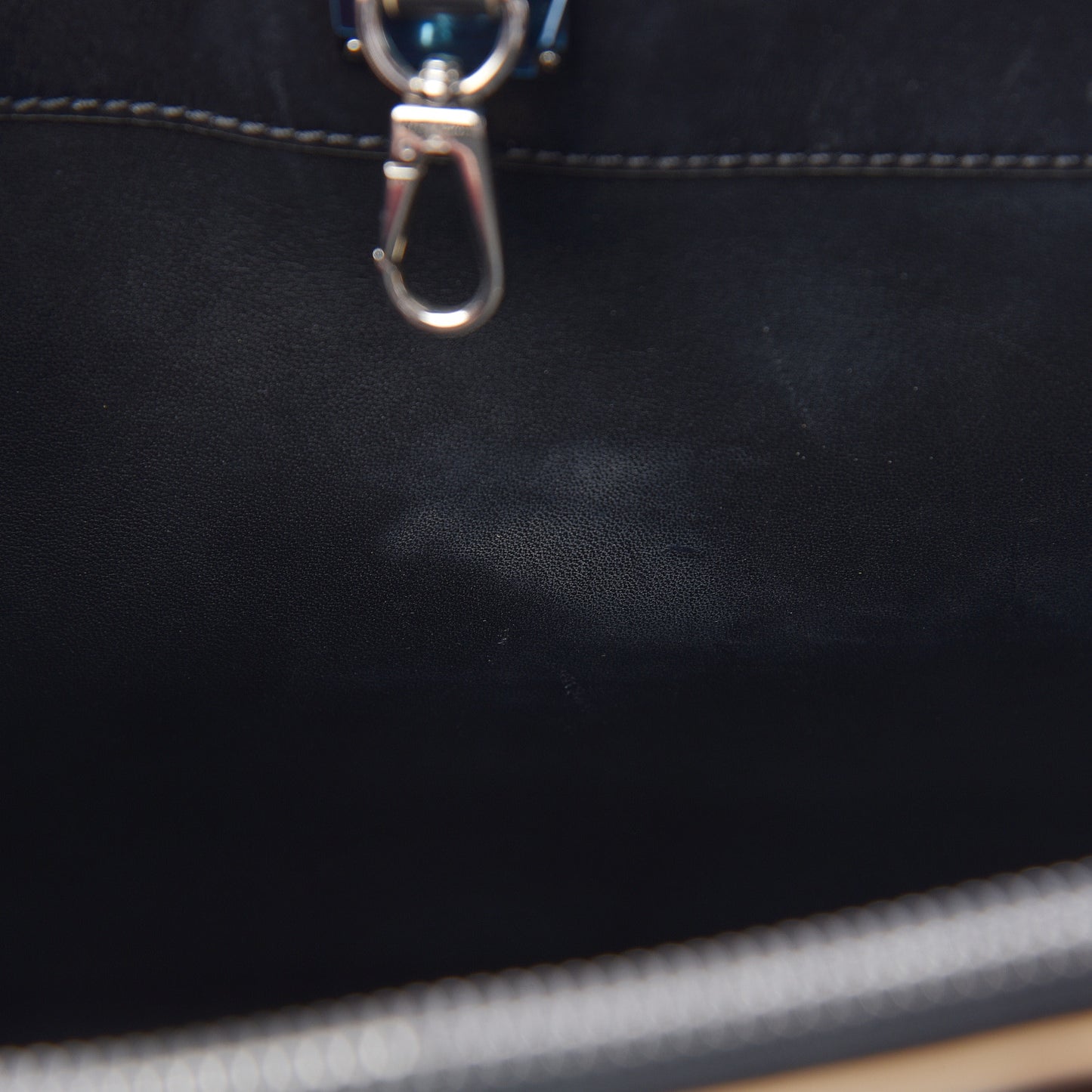 Calfskin World Tour City Steamer MM Black