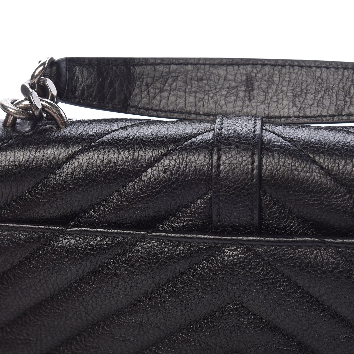 Sheepskin Matelasse Chevron Monogram College Chain Wallet Black