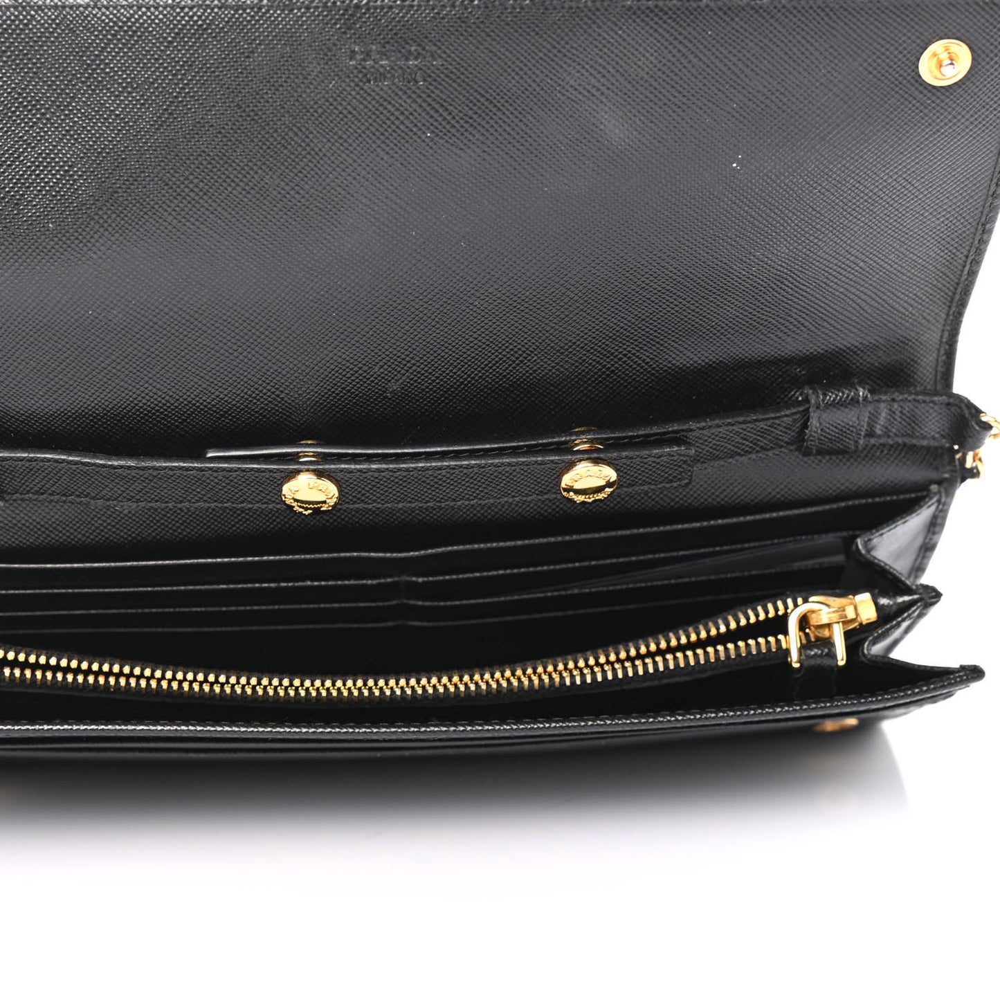 Saffiano Metal Oro Chain Wallet Black