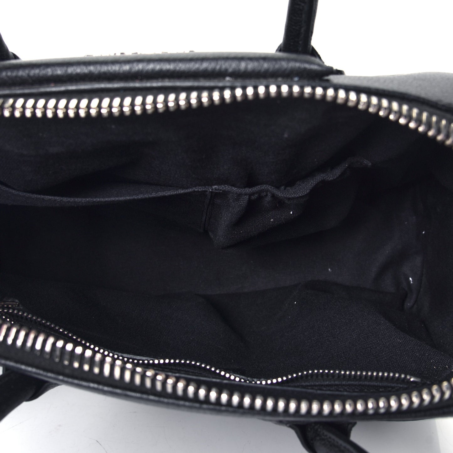 Sugar Goatskin Medium Antigona Black