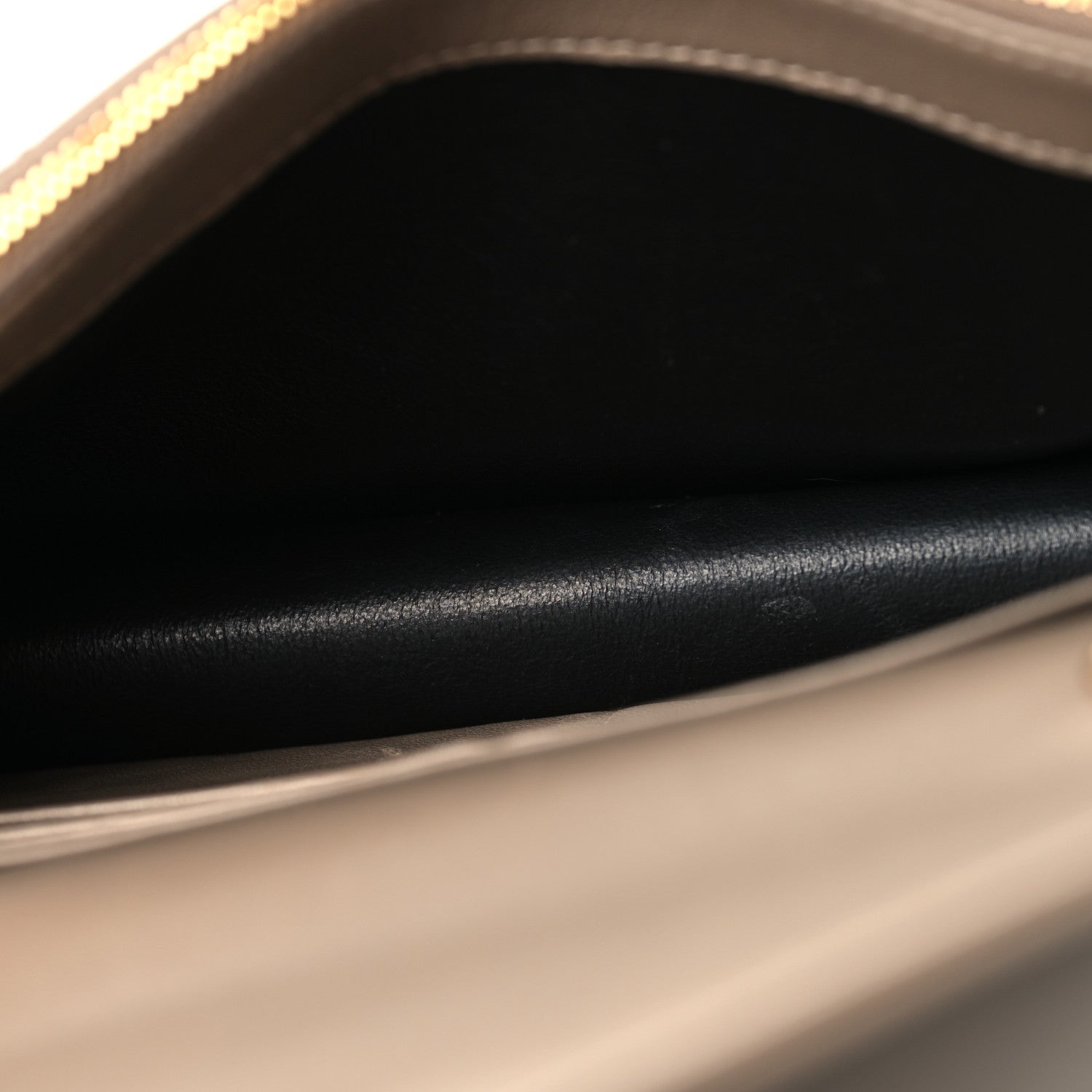 Saint Laurent Lambskin Matelasse Chevron Monogram Envelope Chain Wallet Dusty Grey 5 of 10