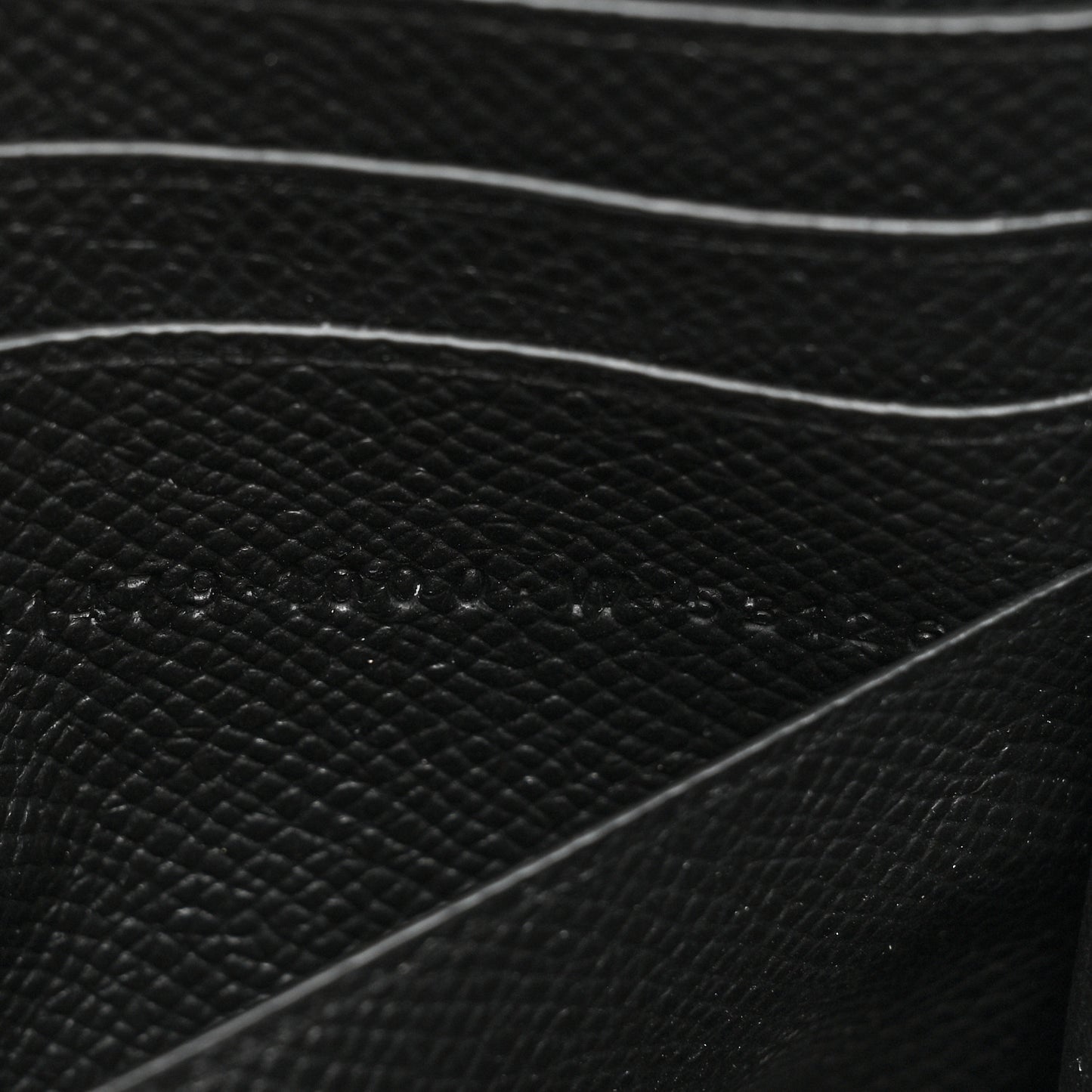 Grained Calfskin BB Thin Money Wallet Black