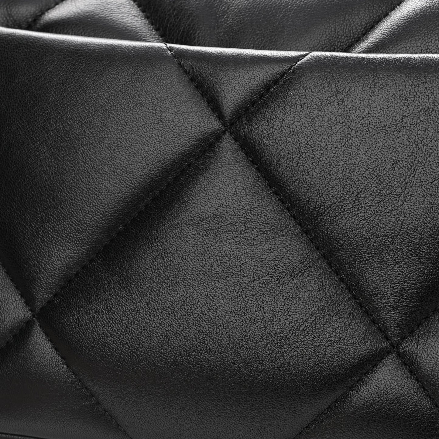 Lambskin Quilted Medium Chanel 19 Flap Black