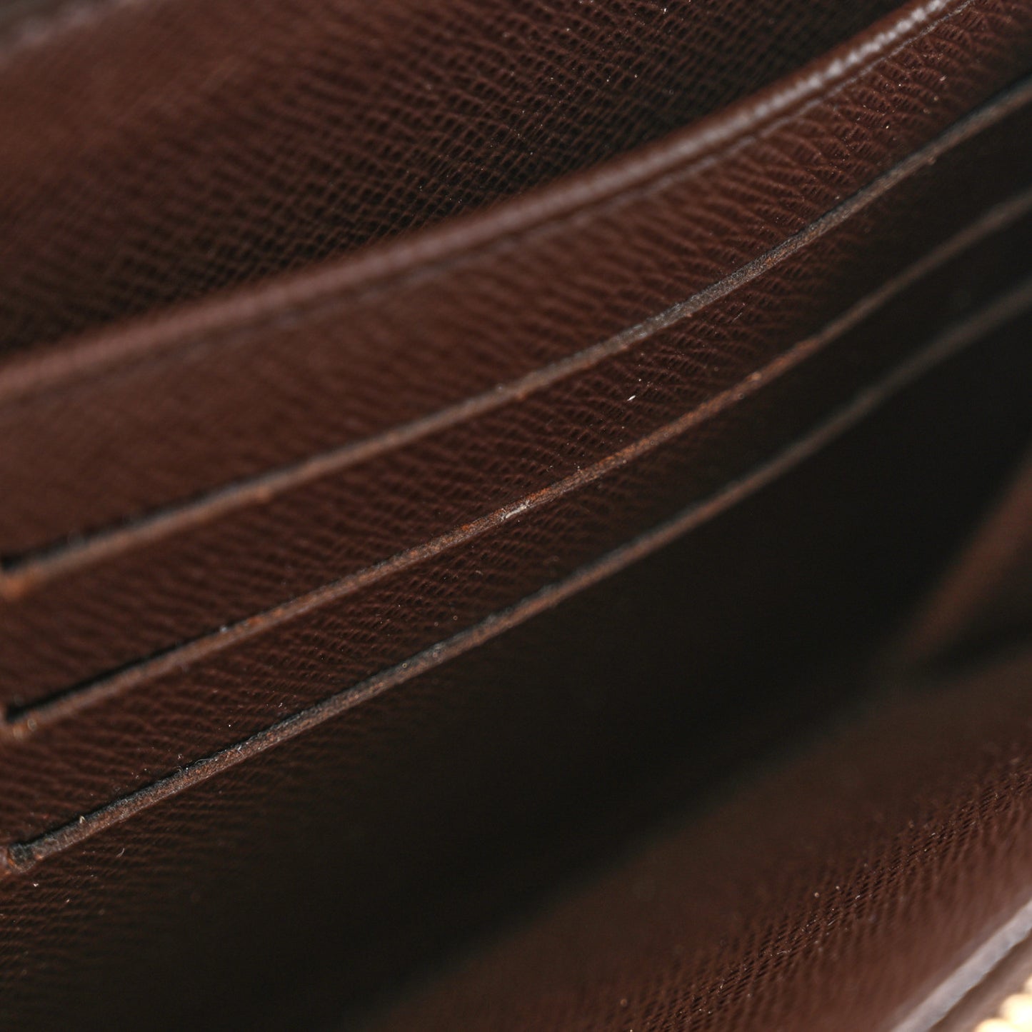 Damier Ebene Zippy Organizer Wallet